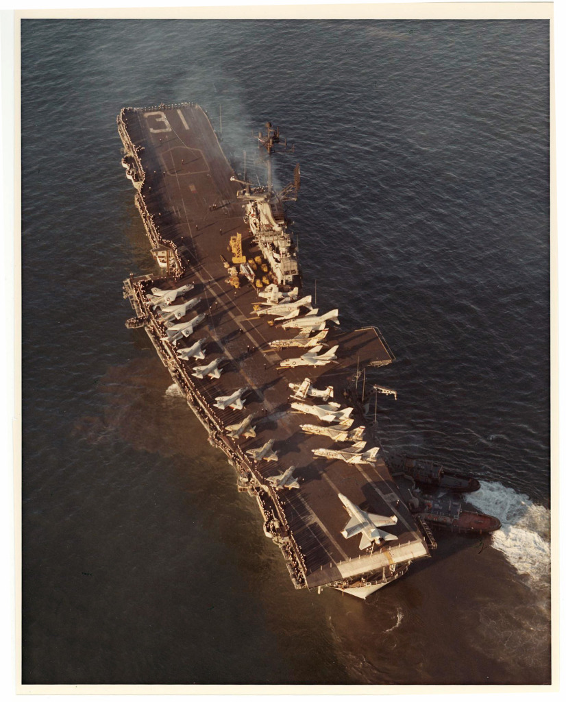 aircraft carrier photo index  uss bon homme richard  cv