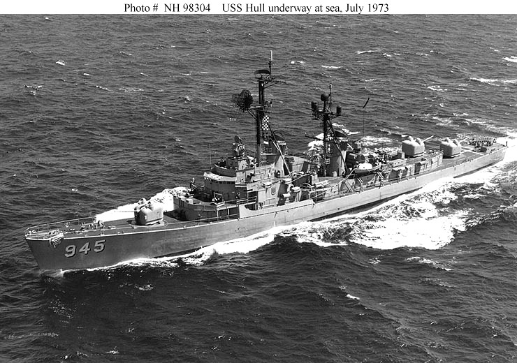 US USN Navy USS Hull DD-945 Destroyer T-Shirt 