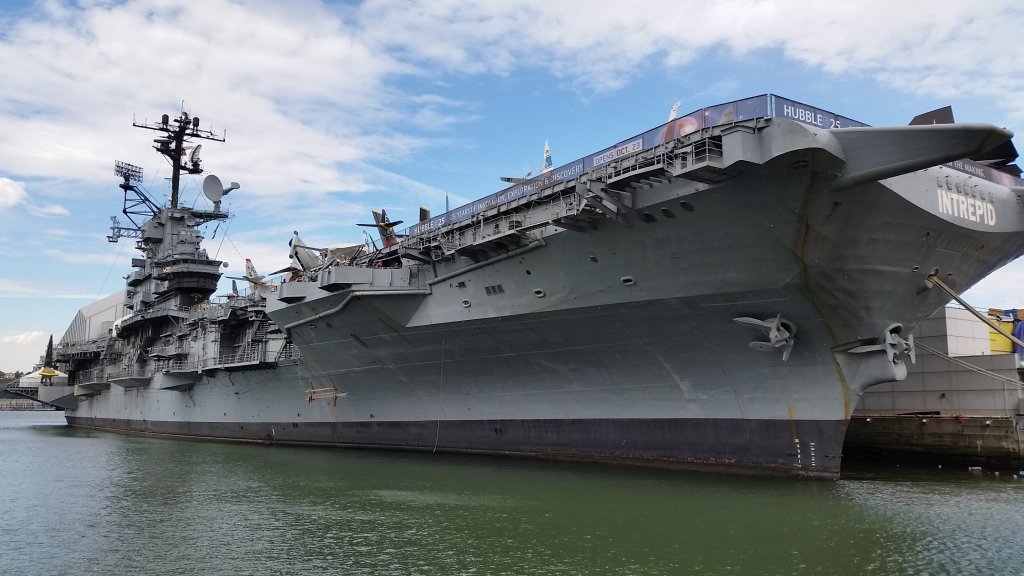 aircraft carrier photo index  uss intrepid  cvs