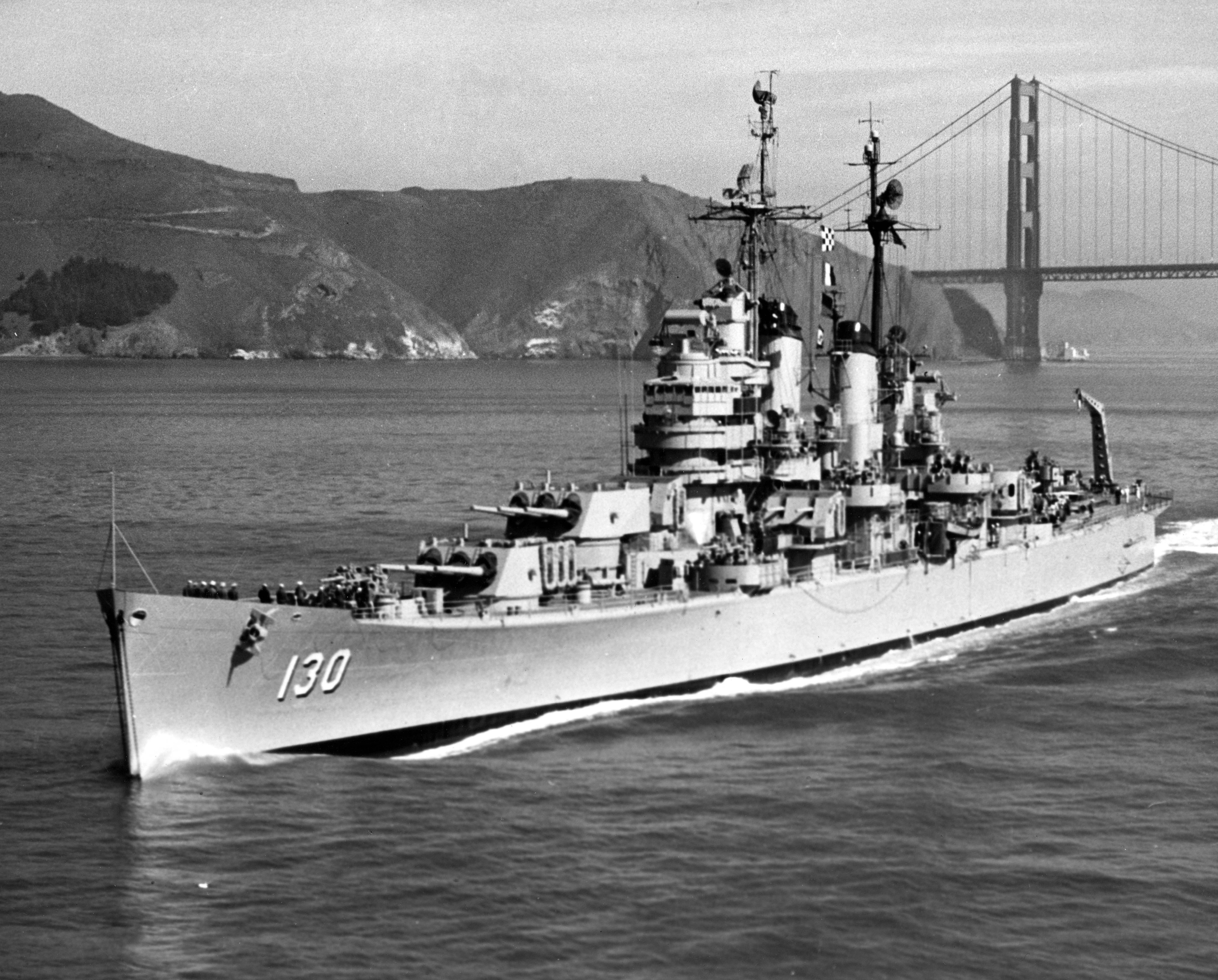 File:USS Bremerton (CA-130) off San Francisco in 1955.JPG - Wikimedia ...